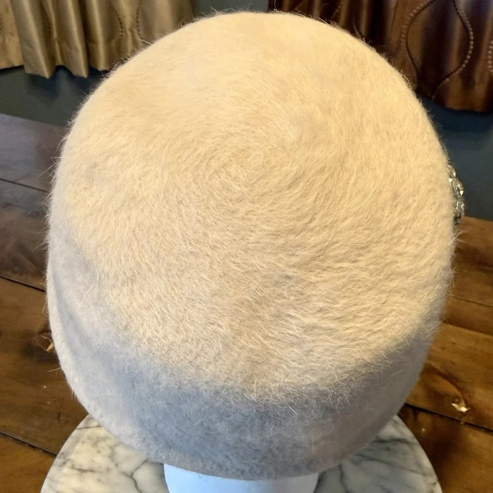 VTG 1960s MCM Women Pillbox Hat Corona Ivory Wool Bezel Rhinestones Ribbon Italy